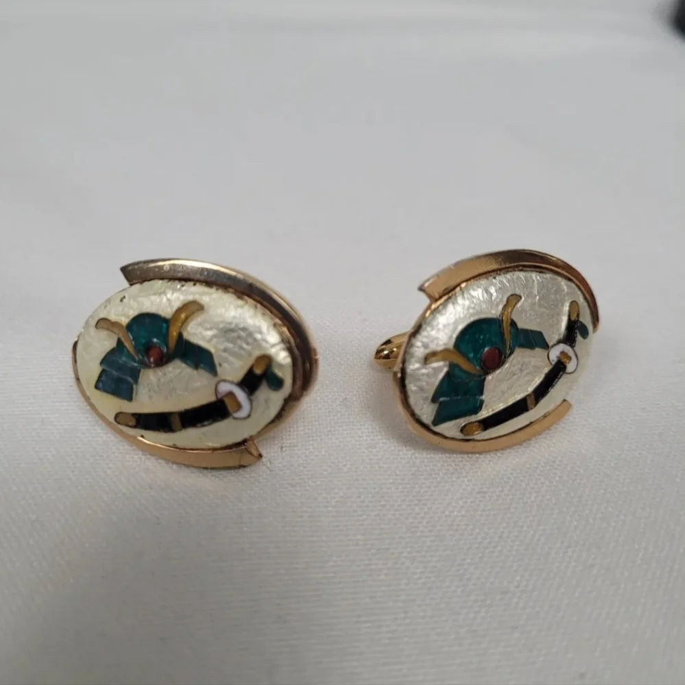 Vintage Swank Asian Japanese style Samurai helmet and sword cufflinks